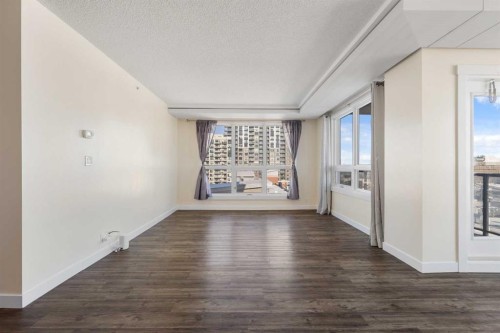 1009-8880 Horton Road Sw, Calgary, AB - Indoor