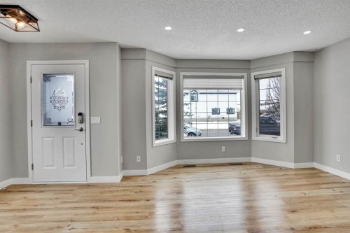 255 Citadel Acres Close Nw, Calgary, AB - Indoor Photo Showing Other Room