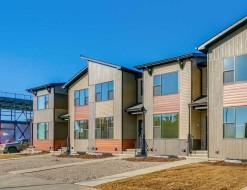 302 Belvedere Avenue SECalgary, AB T2A 8A1