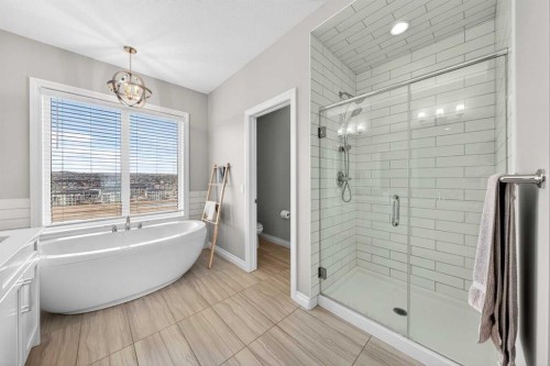 396 Evansborough Way Nw, Calgary, AB - Indoor Photo Showing Bathroom