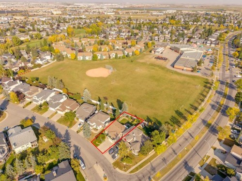 8 Douglas Woods View Se, Calgary, AB - Outdoor With View