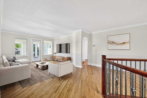 1212 15 Avenue, Didsbury, AB - Indoor Photo Showing Living Room
