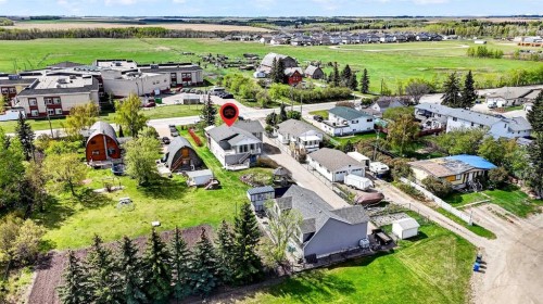 1212 15 Avenue, Didsbury, AB - Outdoor With View