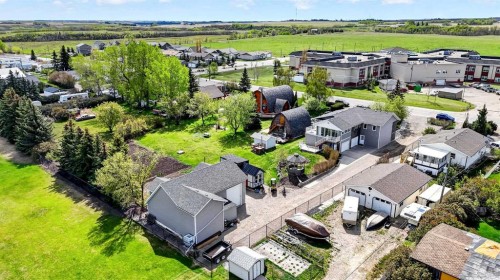 1212 15 Avenue, Didsbury, AB - Outdoor With View