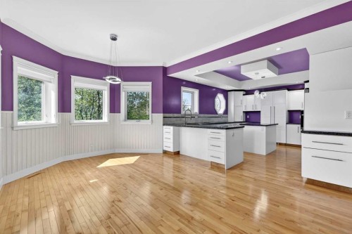 1212 15 Avenue, Didsbury, AB - Indoor Photo Showing Kitchen