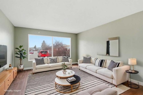 128 Pineson Place Ne, Calgary, AB - Indoor Photo Showing Living Room