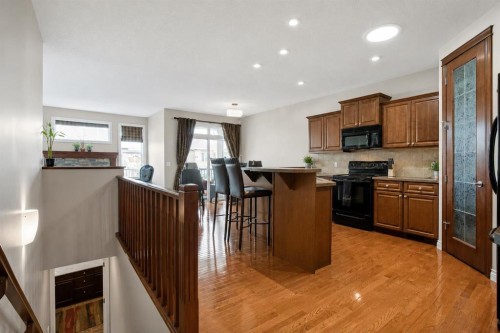 1907 Riverside Drive Nw, High River, AB - Indoor Photo Showing Kitchen