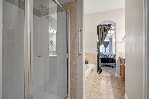 1907 Riverside Drive Nw, High River, AB -  Photo Showing Bathroom