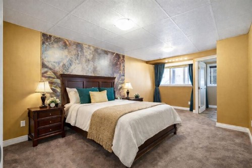 1907 Riverside Drive Nw, High River, AB - Indoor Photo Showing Other Room