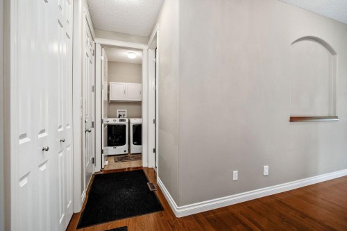 1907 Riverside Drive Nw, High River, AB - Indoor Photo Showing Laundry Room