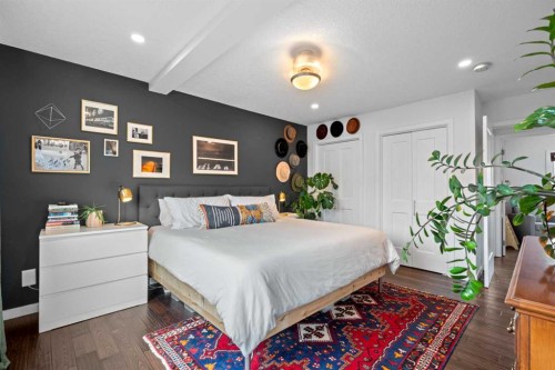 25 Foxwell Road Se, Calgary, AB - Indoor Photo Showing Bedroom