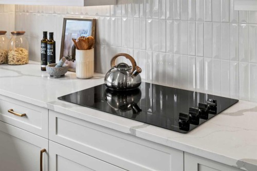 135 Huxland Road Ne, Calgary, AB - Indoor Photo Showing Kitchen