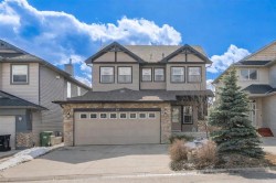 29 Royal Birch Hill NW Calgary, AB T3G 5X7