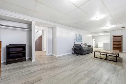 14775 Deer Ridge Drive Se, Calgary, AB - Indoor