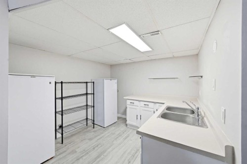 14775 Deer Ridge Drive Se, Calgary, AB - Indoor