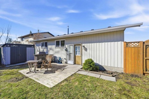 14775 Deer Ridge Drive Se, Calgary, AB - Outdoor