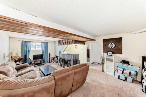 3772 Dover Ridge Drive Se, Calgary, AB - Indoor