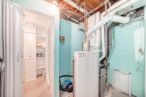 3772 Dover Ridge Drive Se, Calgary, AB - Indoor