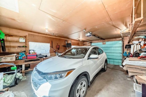 3772 Dover Ridge Drive Se, Calgary, AB - Indoor Photo Showing Garage