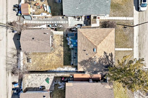 3772 Dover Ridge Drive Se, Calgary, AB - Outdoor