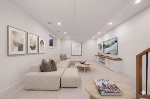 5104 21 Avenue Nw, Calgary, AB - Indoor