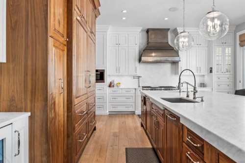 11 Mckendrick Point, Rural Rocky View County, AB - Indoor Photo Showing Kitchen With Upgraded Kitchen