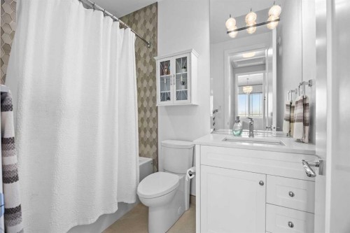 11 Mckendrick Point, Rural Rocky View County, AB - Indoor Photo Showing Bathroom