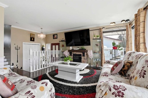 5218 Silverthorn Road, Olds, AB - Indoor With Fireplace