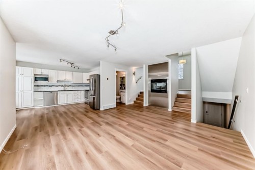 155 Prominence Heights Sw, Calgary, AB - Indoor Photo Showing Kitchen