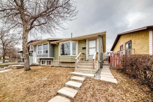 47 Templemont Drive Ne, Calgary, AB - Outdoor