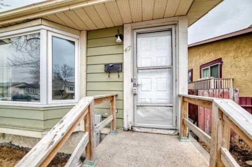 47 Templemont Drive Ne, Calgary, AB - Outdoor With Exterior