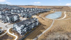 116 Crestridge Common SW Calgary, AB T3B 6J5