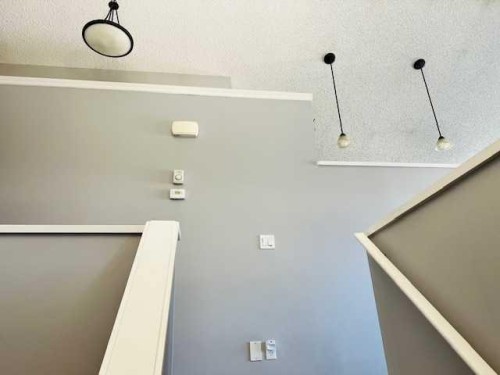 125 Saddlebrook Circle Ne, Calgary, AB - Indoor Photo Showing Other Room