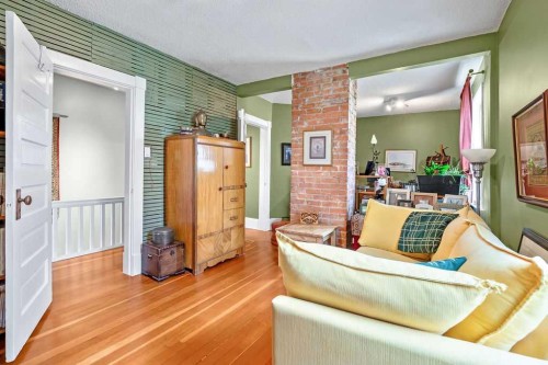 2410 16 Street Sw, Calgary, AB - Indoor