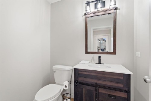 155 Copperpond Road Se, Calgary, AB - Indoor Photo Showing Bathroom
