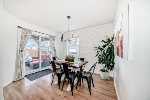 93 Evansford Circle Nw, Calgary, AB - Indoor Photo Showing Dining Room