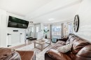 93 Evansford Circle Nw, Calgary, AB  - Indoor Photo Showing Living Room 