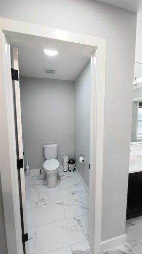 144 Red Embers Square Ne, Calgary, AB - Indoor