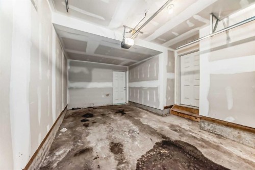 806-32 Red Embers Parade Ne, Calgary, AB - Indoor Photo Showing Garage
