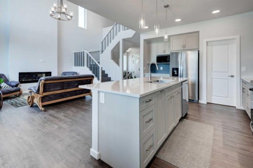 40 Verity Place Sw, Calgary, AB - Indoor Photo Showing Kitchen With Upgraded Kitchen