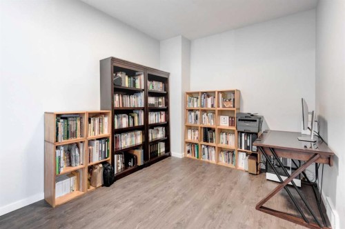 40 Verity Place Sw, Calgary, AB - Indoor Photo Showing Office