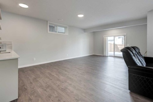 40 Verity Place Sw, Calgary, AB - Indoor