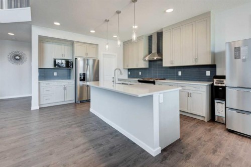40 Verity Place Sw, Calgary, AB - Indoor Photo Showing Kitchen With Upgraded Kitchen