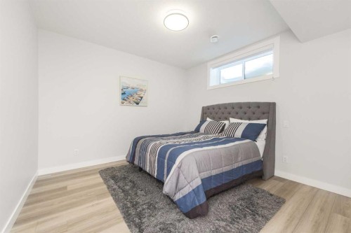 181 Amblehurst Rise Nw, Calgary, AB - Indoor Photo Showing Bedroom