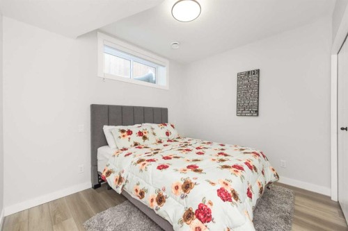 181 Amblehurst Rise Nw, Calgary, AB - Indoor Photo Showing Bedroom