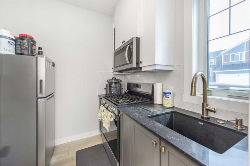 181 Amblehurst Rise Nw, Calgary, AB - Indoor Photo Showing Kitchen