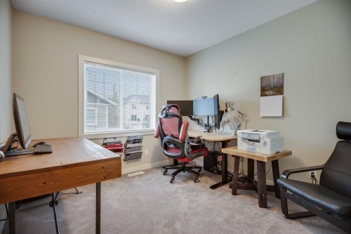 124-300 Marina Drive, Chestermere, AB - Indoor Photo Showing Office