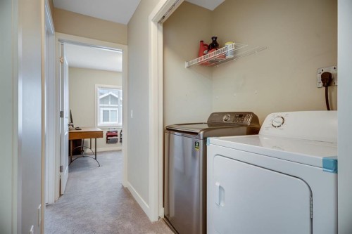 124-300 Marina Drive, Chestermere, AB - Indoor Photo Showing Laundry Room