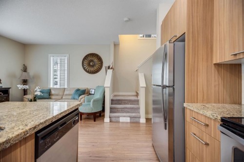 124-300 Marina Drive, Chestermere, AB - Indoor Photo Showing Kitchen