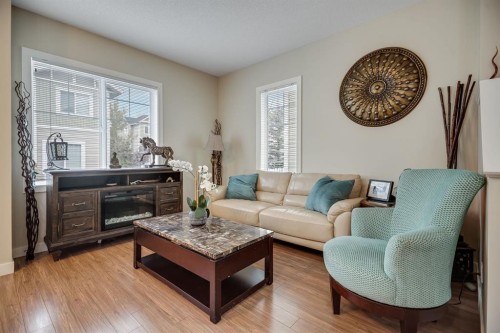 124-300 Marina Drive, Chestermere, AB - Indoor Photo Showing Living Room